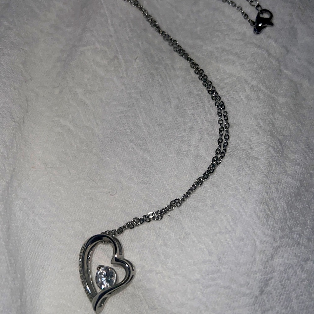 Silver diamond heart Necklace